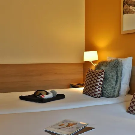 Sowell Mont Blanc Et Hotel